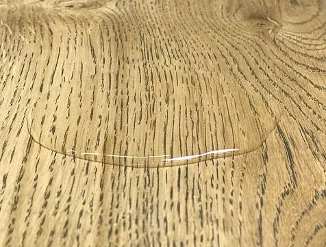 Для чего дерево покрывают маслом с воском